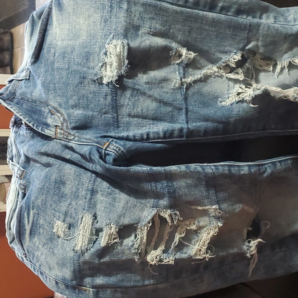 Mens American Eagle distressed Next level flex jeans